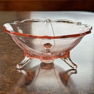 Rare Vintage Pink Depression Lancaster Jubilee 3 Footed bowl 3"H x‎ 6.25”W
